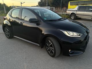 Toyota Yaris 2022-thumb-4