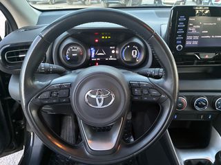 Toyota Yaris 2022-thumb-12