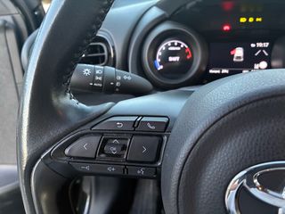 Toyota Yaris 2022-thumb-13