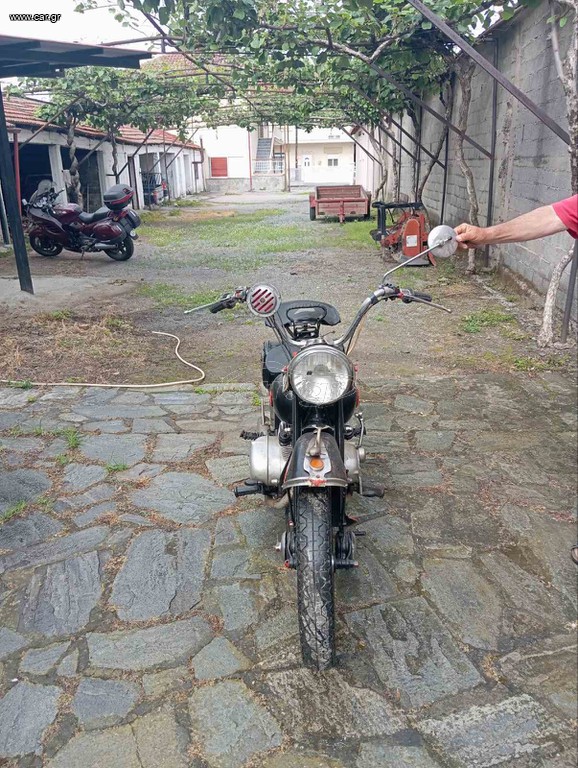 Triumph 1990