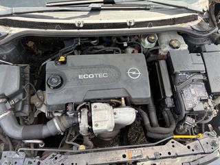 Opel Astra 2011 ECOFLEX-thumb-4