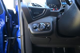 Ford C-Max 2016 Titanium-thumb-12