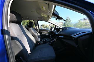Ford C-Max 2016 Titanium-thumb-19