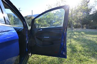 Ford C-Max 2016 Titanium-thumb-22