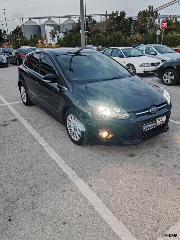 Ford Focus 2012 TITANIUM
