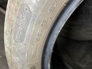 205/55/19     δοτ 23  goodyear-thumb-1