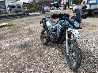 Voge 300 RALLY 2024 μοντελο '25 με δείκτη βενζίνης-thumb-1