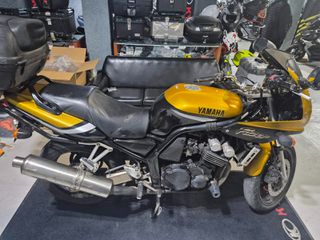 Yamaha FZ6 Fazer 2000