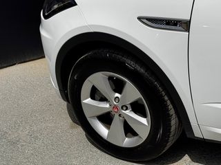 Jaguar E-Pace 2020 R-DYNAMIC-thumb-9