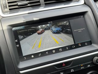 Jaguar E-Pace 2020 R-DYNAMIC-thumb-26