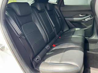 Jaguar E-Pace 2020 R-DYNAMIC-thumb-23