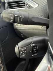 Peugeot 208 2018 1.2 PURETECH 110 ALLURE-thumb-10