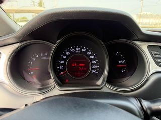 Kia Ceed / cee'd 2017 Diesel 1.6L-thumb-8