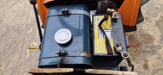 Αμπελουργικά Τρακτέρ Kubota 2000 B6000 ΜΕ ΕΞΟΠΛΙΣΜΟ-thumb-15