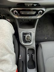 Hyundai i 30 2018 1.4cc, CAMERA NAVI FULL BOOK SERVICE!-thumb-14