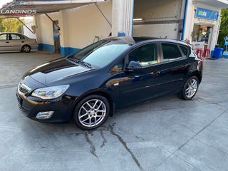 Opel Astra 2011 J