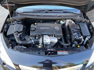 Opel Astra 2011 J-thumb-9