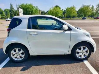Toyota iQ 2011 απο 11250  τωρα 8500 αυτοματο  clima a/c υδραυλικο  τιμονι-thumb-6