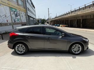 Ford Focus 2018 1.0 ECOBOOST TREND-thumb-3