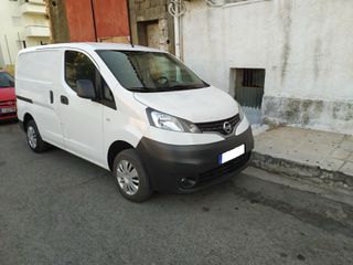 Nissan NV 200 2016