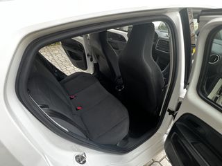 Volkswagen Up 2015 VW Up! '15 5D-thumb-19