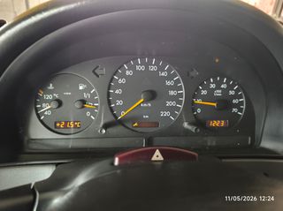 Mercedes-Benz ML 230 1999-thumb-8