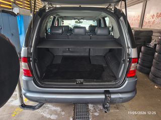 Mercedes-Benz ML 230 1999-thumb-15