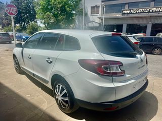 Renault Megane 2011 1.5 DCI DIESEL automatic-thumb-5