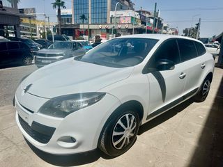 Renault Megane 2011 1.5 DCI DIESEL automatic-thumb-7