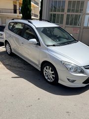 Hyundai i 30 2011-thumb-1
