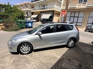 Hyundai i 30 2011-thumb-5