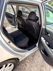 Hyundai i 30 2011-thumb-13
