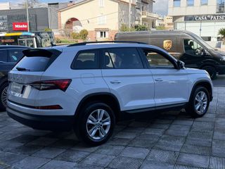 Skoda Kodiaq 2022 1.5 TSI ACT AMBITION-thumb-8