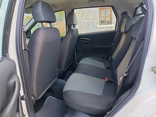 Fiat Punto 2006 FIAT PUNTO MULTIJET 1,3-thumb-16