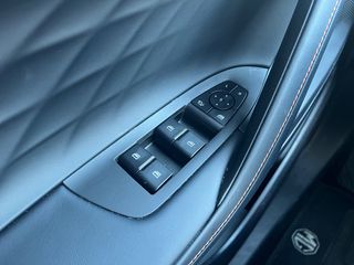 Mg EHS 2025 eHS PHEV+ Luxury-thumb-19