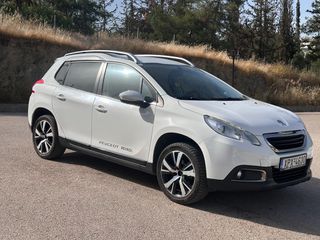 Peugeot 2008 2015 1.2 PURETECH 82 ACTIVE-thumb-1