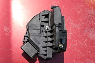 FORD KUGA II MONDEO FOCUS MK3 PISO AREISTERH KLEIDARIA KAINOURGIA 2107282