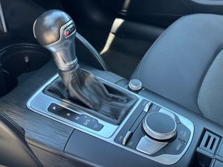 Audi A3 2019 SEDAN-thumb-12