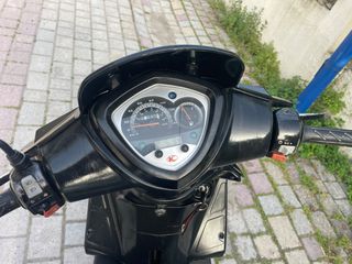 Kymco Agility 150 2011 AGILITY 150-thumb-4