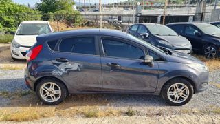 Ford Fiesta 2015-thumb-4