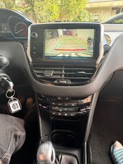 Peugeot 2008 2017-thumb-5