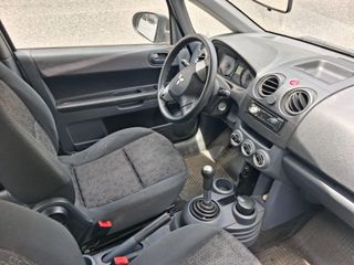 Mitsubishi Colt 2010-thumb-4