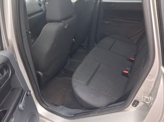 Mitsubishi Colt 2010-thumb-6