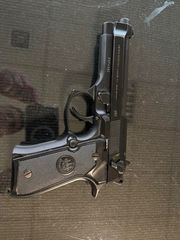 Beretta 92fs-thumb-1