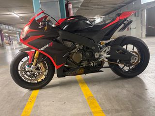 Aprilia RSV4 2010 1000 (8000km)