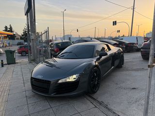 Audi R8 2010-thumb-1