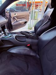 Audi R8 2010-thumb-17