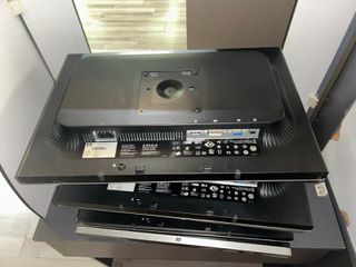 πωλούνται οθόνες hp