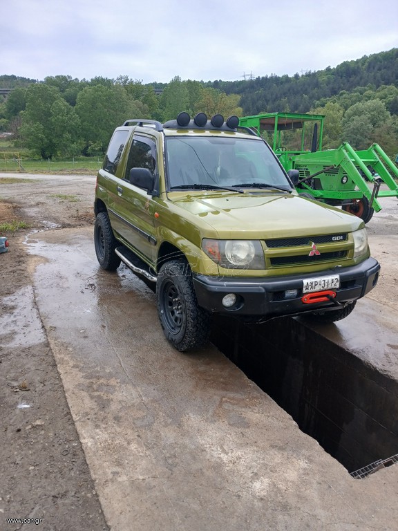 Mitsubishi Pajero Pinin 2000 GDI