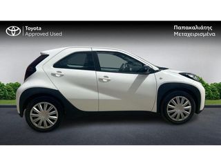 Toyota Aygo 2024 X PLAY-thumb-5